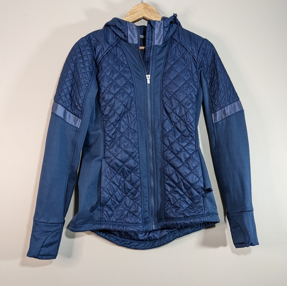 Athleta Rock Springs Quilted Jacket with Hood Blue Size Small